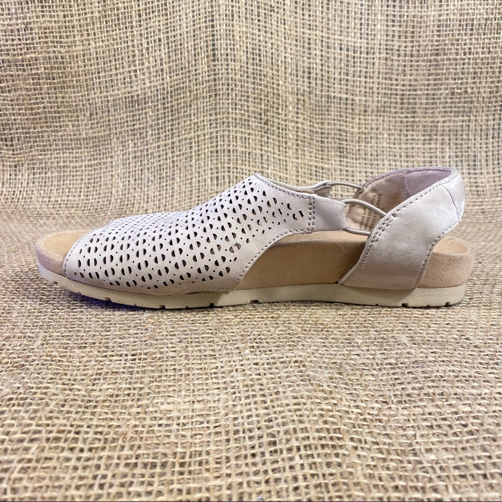 Earth Sandal  Leather  Slip On Slingback  Bungie Straps Beige Size 6.5 M - Picture 12 of 12